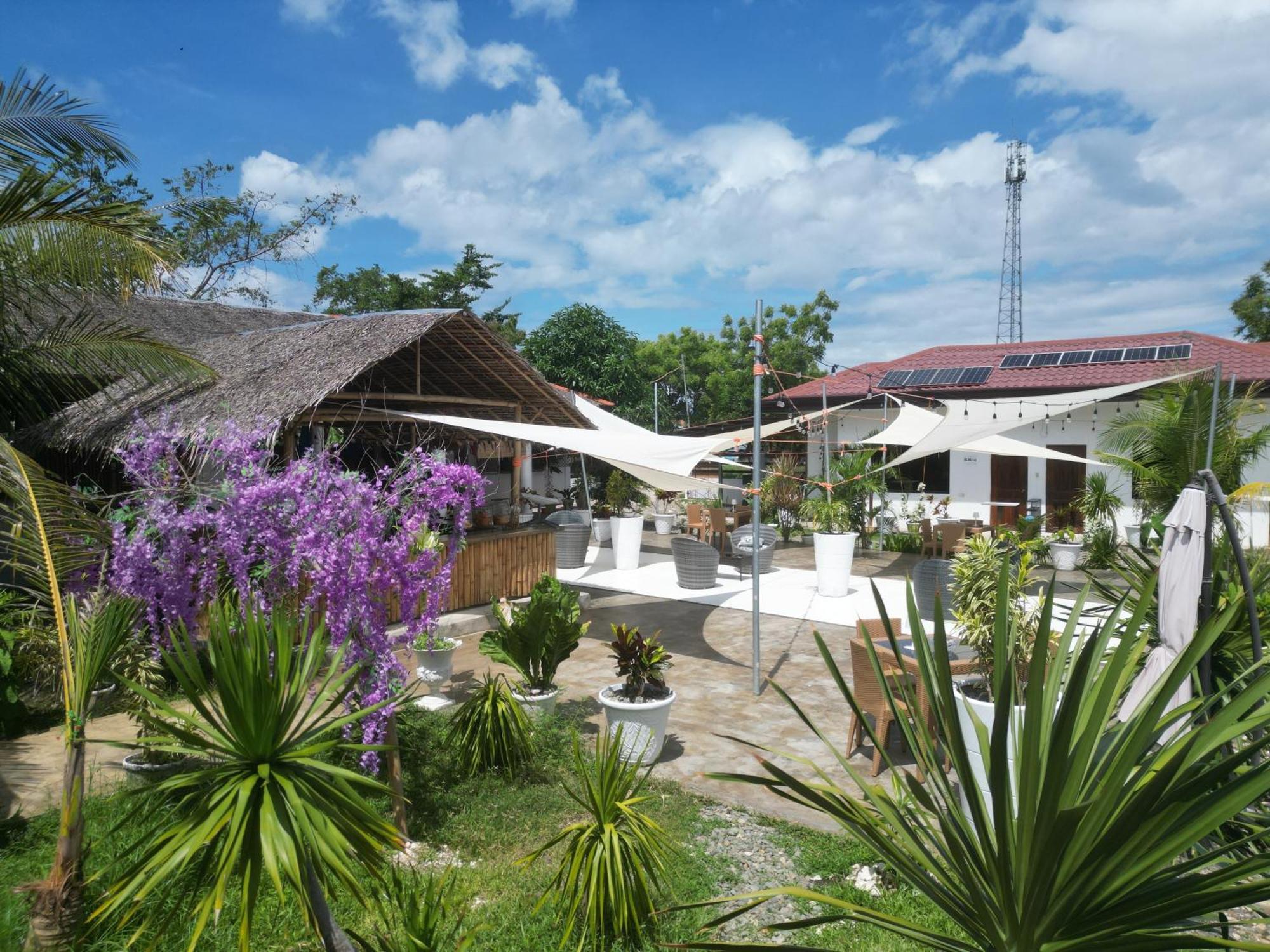 Serenity Resort Moalboal Exterior photo